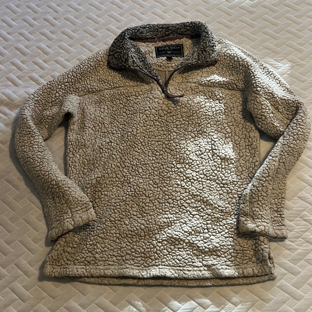 True grit pullover size S